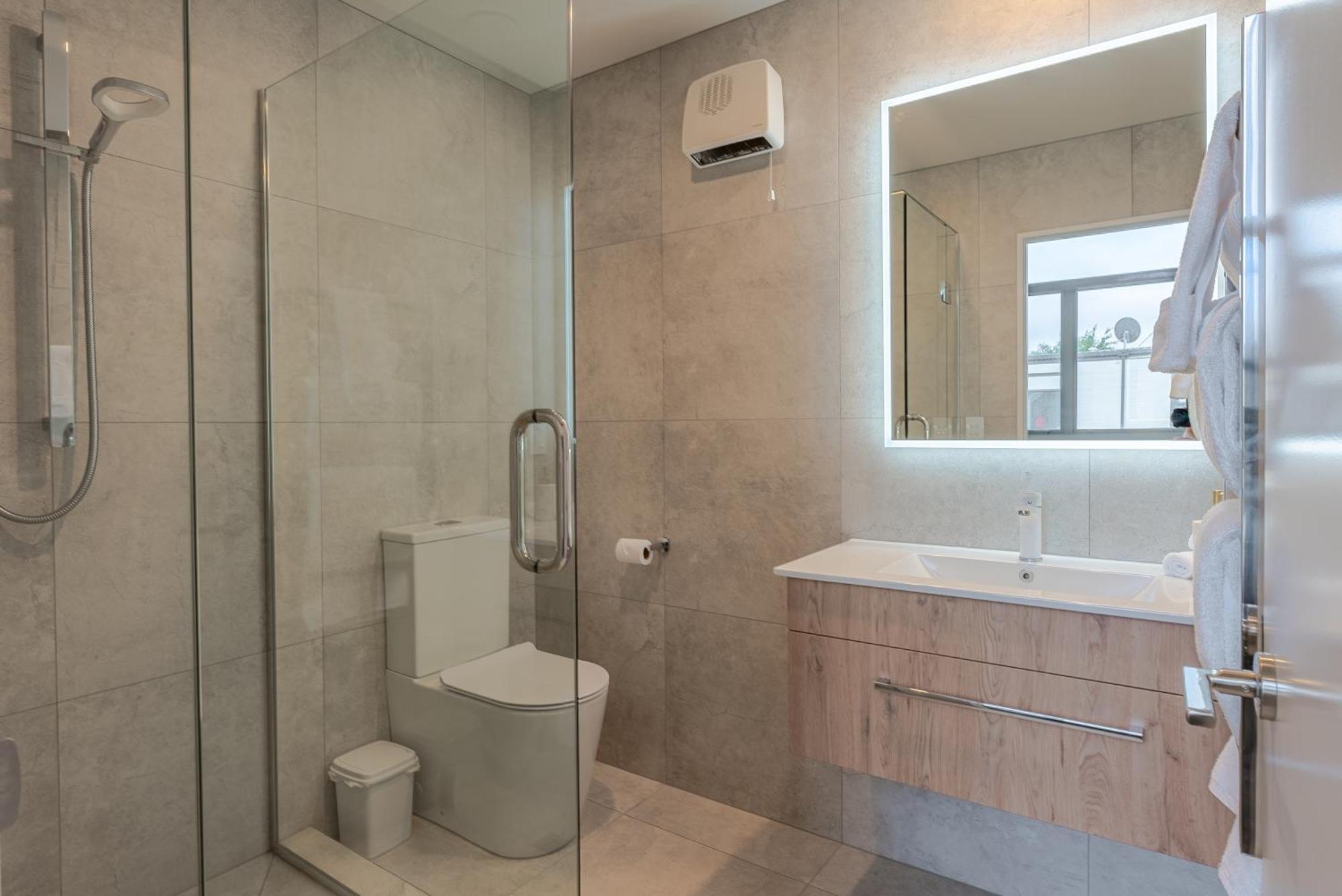 Vila Urban Nest - Entire Townhouse And Free Parking Christchurch Exteriér fotografie